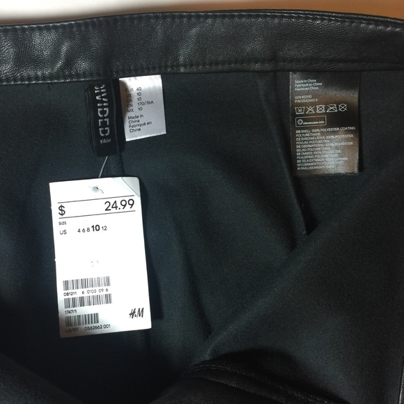 Faux Leather Skinny Pants - Picture 4 of 6